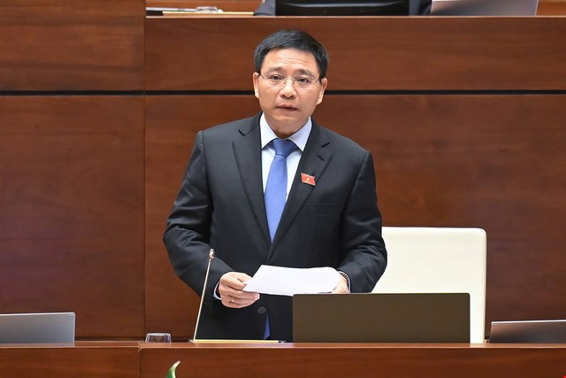 Ngày 196, Quốc hội bắt đầu chất vấn Bộ trưởng Tài chính, Giáo dục