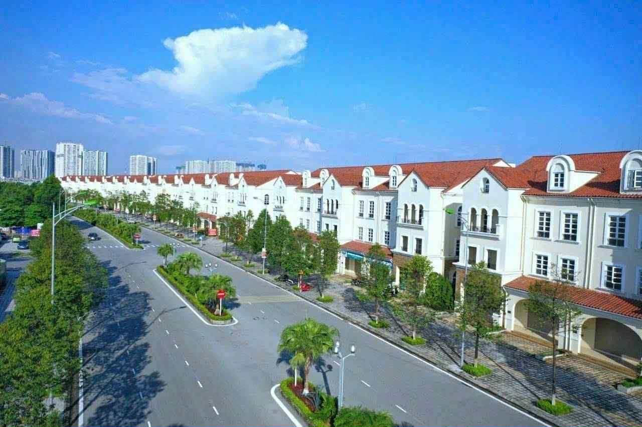 Hết tâm điểm sinh lời, giá shophouse vẫn leo thang khó hiểu