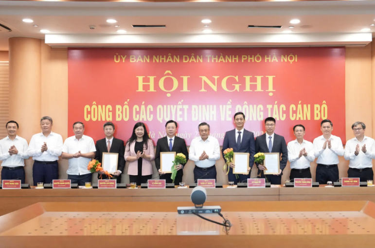 Hà Nội công bố các quyết định về công tác cán bộ