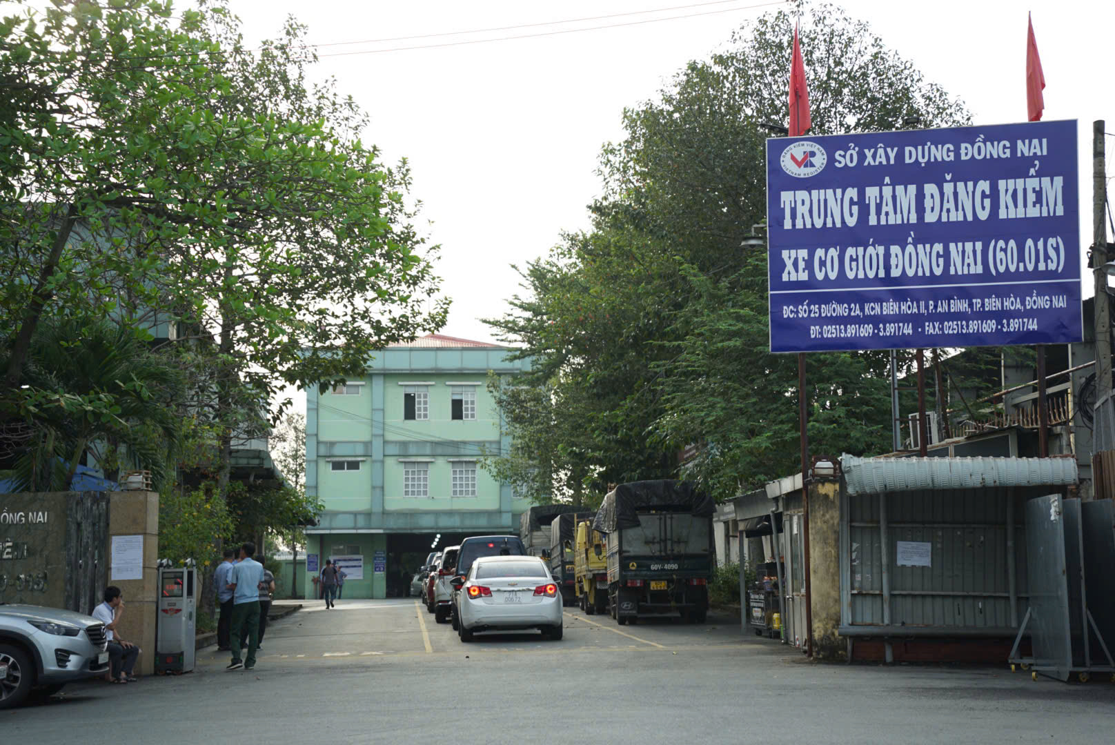 Xét xử 13 bị cáo liên quan sai phạm tại Trung tâm Đăng kiểm xe cơ giới Đồng Nai