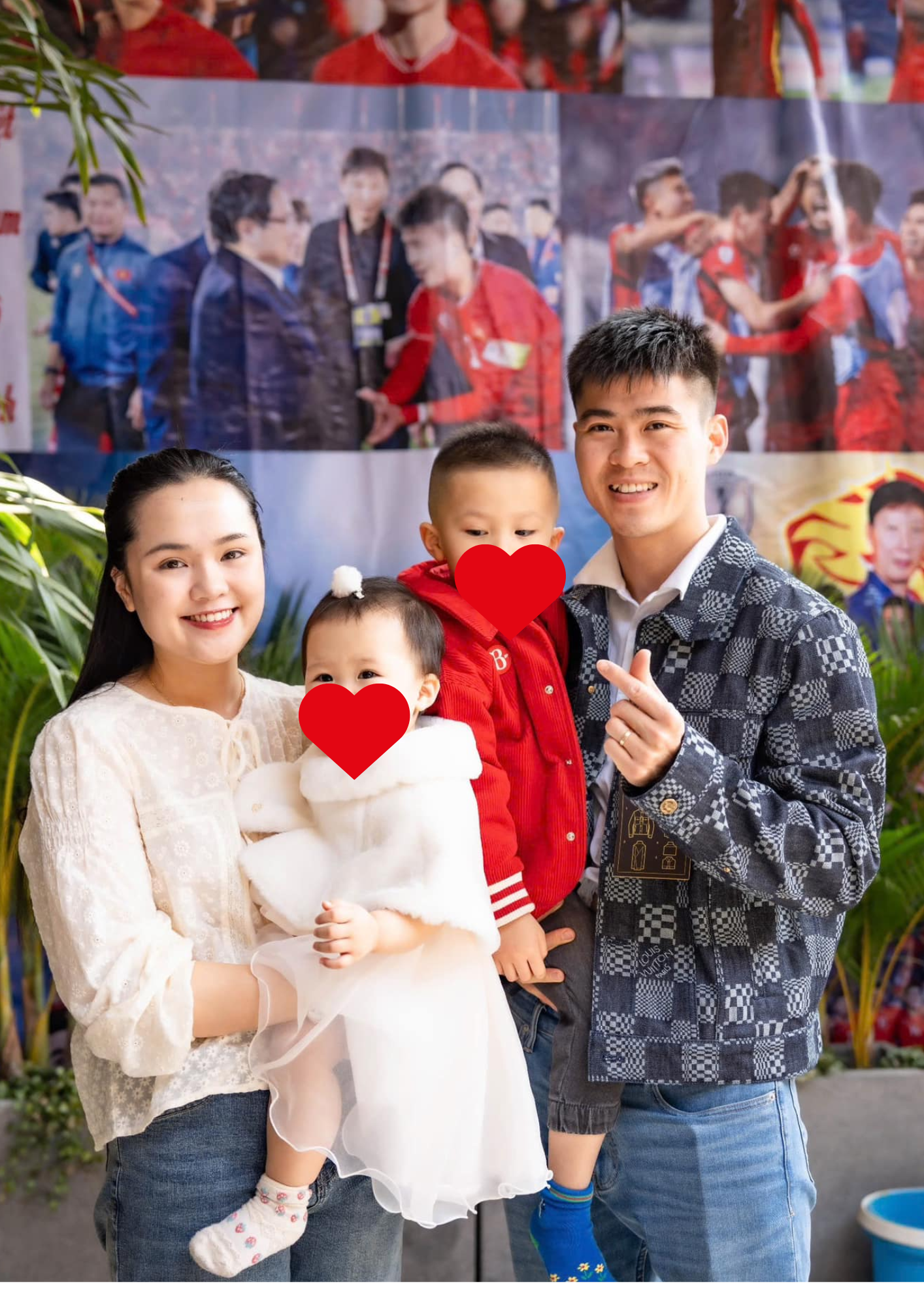 Vợ chồng Đỗ Duy Mạnh lần đầu để lộ cơ ngơi giá vài chục tỷ trên phố cổ Hà Nội