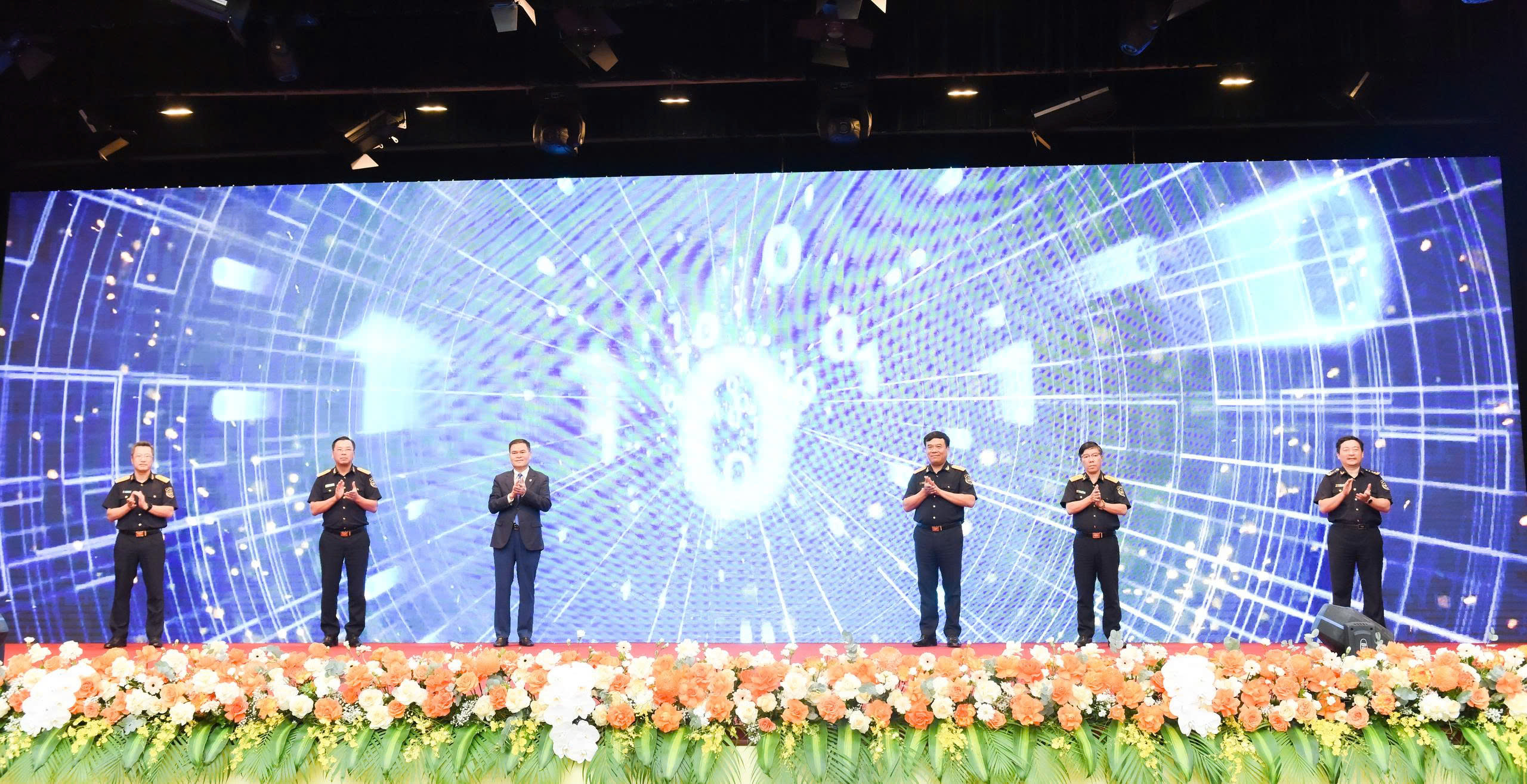 Ngành Hải quan đẩy mạnh chuyển đổi số với ứng dụng dữ liệu Vietnam Customs Data