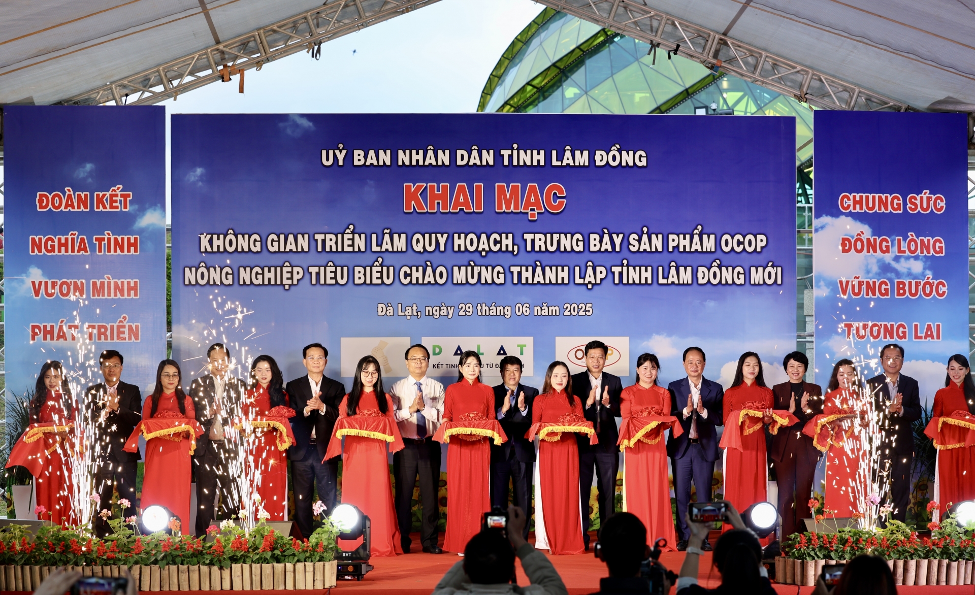 Lâm Đồng Khai mạc triển lãm quy hoạch, trưng bày, giới thiệu sản phẩm OCOP