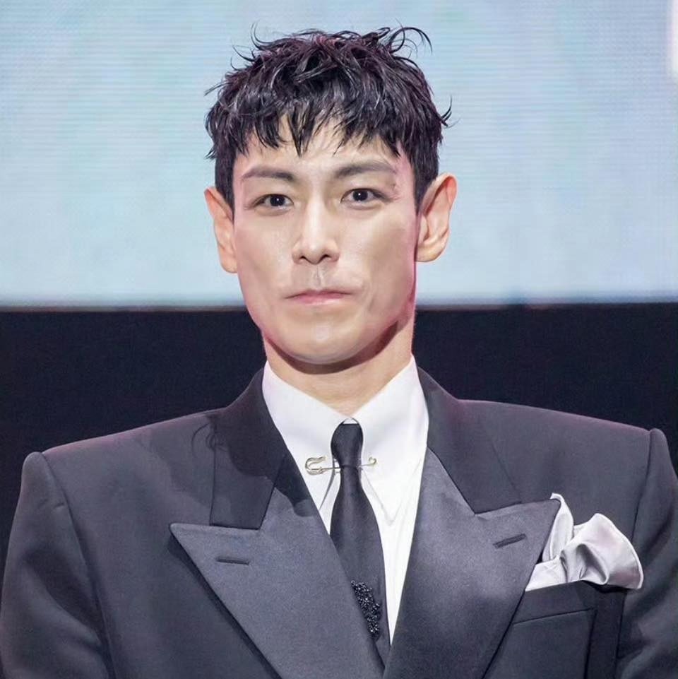 Ngoại hình gây shock, bị chê như người ngoài hành tinh của T.O.P (Big Bang)