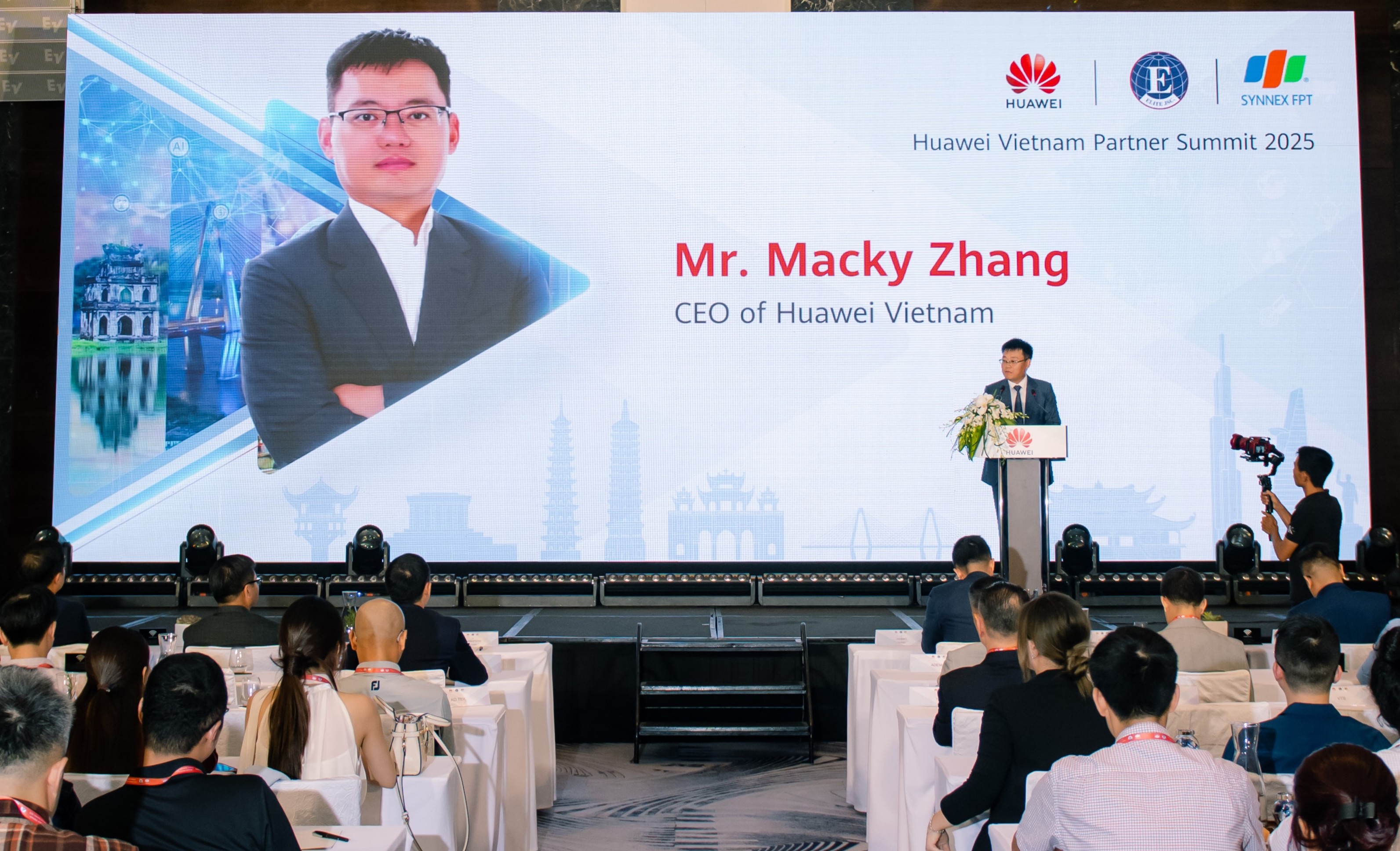Huawei thúc đẩy hợp tác, mở ra cơ hội tăng trưởng số tại Vietnam Partner Summit 2025