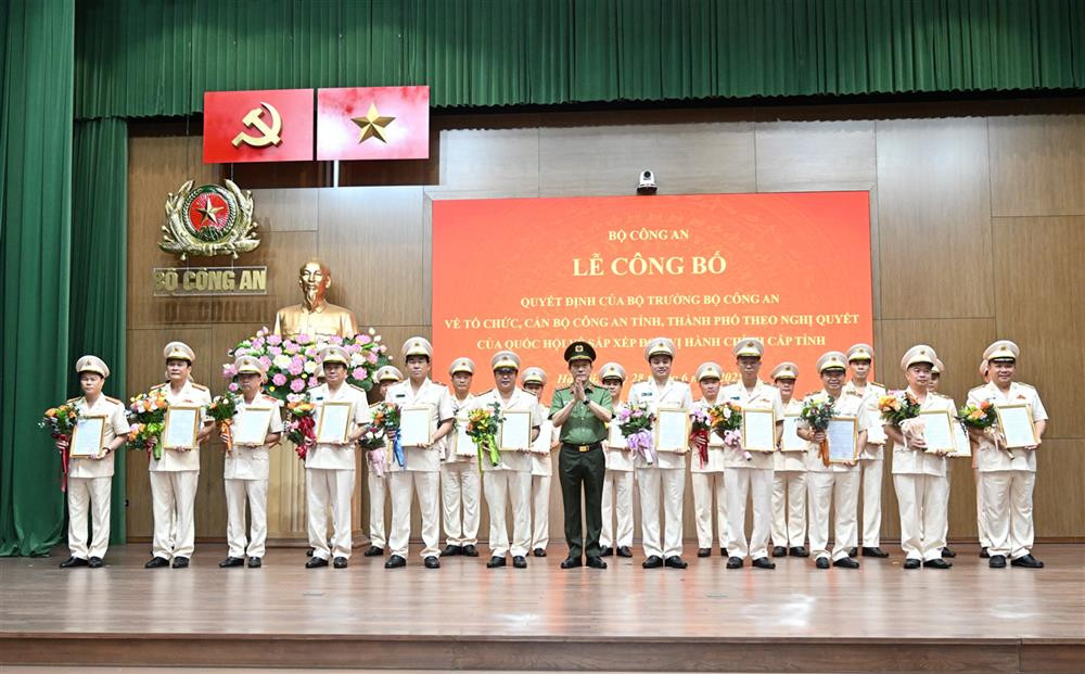 Danh sách 34 giám đốc công an các tỉnh, thành phố sau sáp nhập