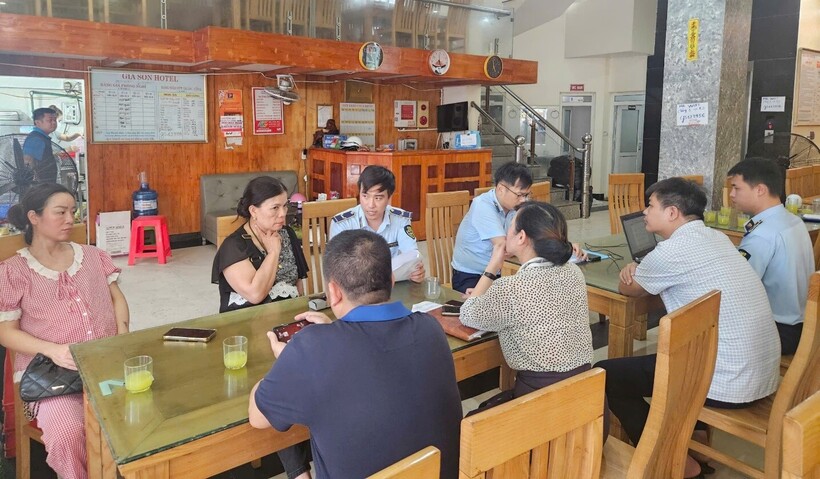 Vi phạm về an toàn thực phẩm Khách sạn Gia Sơn bị xử phạt 20 triệu đồng