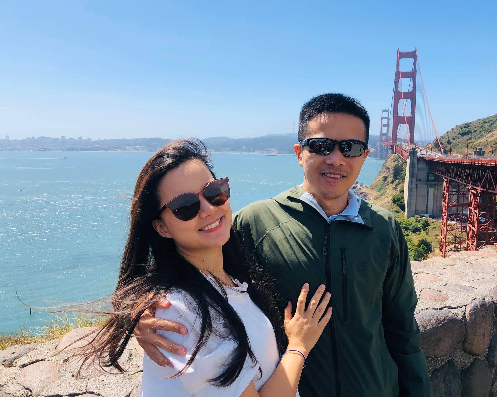 Chân dung chồng đại gia chống lưng cho MC Minh Trang làm mô hình Làng Háo Hức đang gây tranh cãi