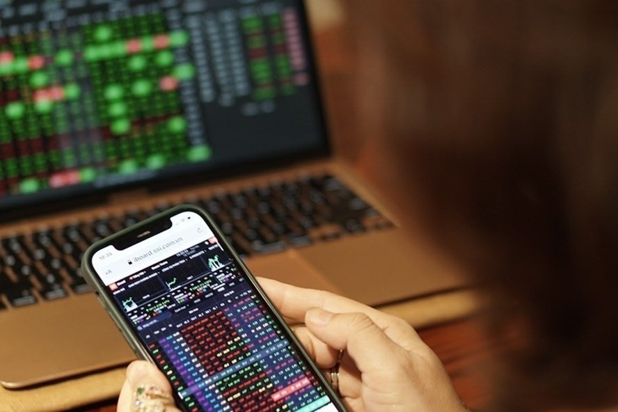 Thị trường phái sinh giảm tốc trong tháng 6