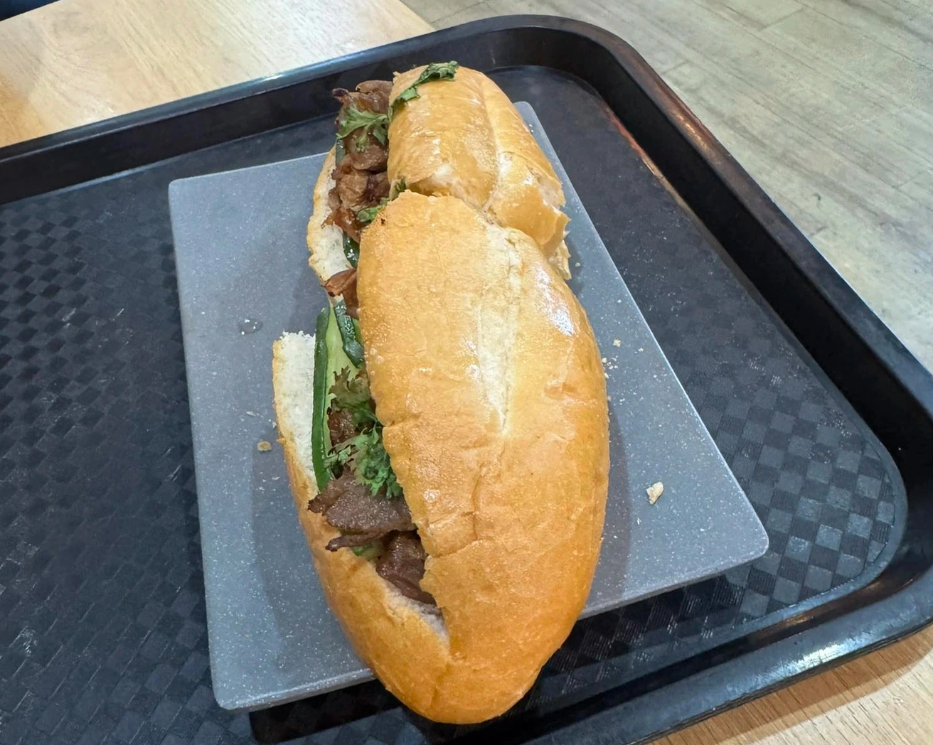 Cục Hàng không yêu cầu làm rõ vụ bánh mì 208.000 đồng tại sân bay Nội Bài