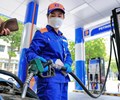 Đề xuất giảm tiếp thuế môi trường với xăng dầu hết 2026 