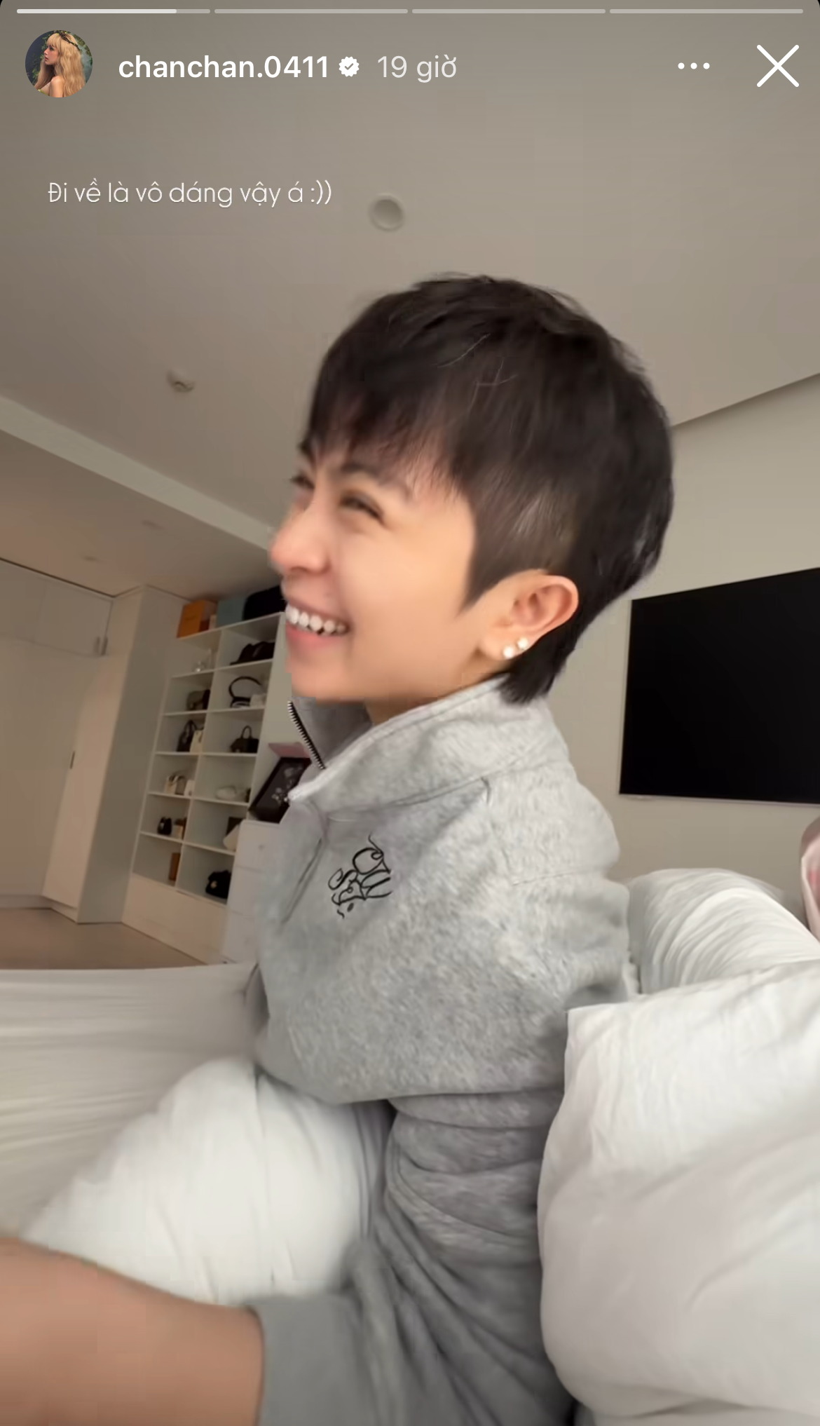 Hình ảnh đáng lo của Gil Lê sau ồn ào thanh lý đồ gây tranh cãi của Xoài Non