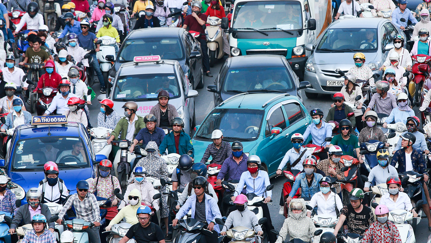 Từ tháng 72026, Hà Nội cấm xe máy chạy xăng ở những khu vực nào