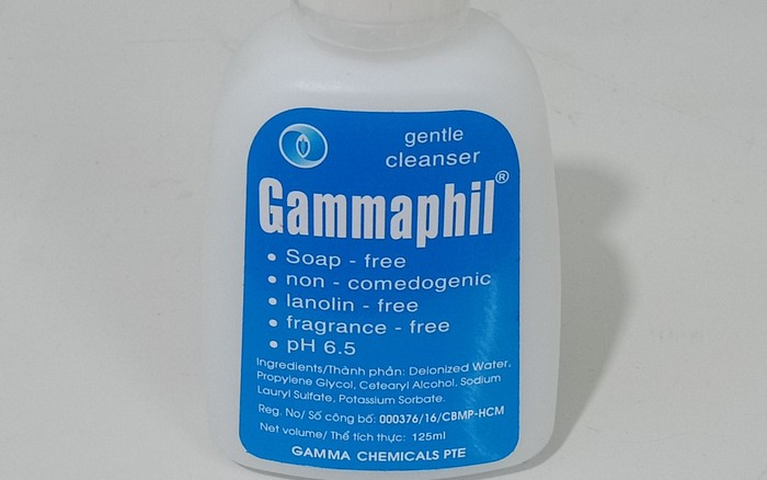 Võ Hà Linh phản hồi nóng khi bị nghi quảng cáo lô sữa rửa mặt vừa bị thu hồi, tiêu hủy