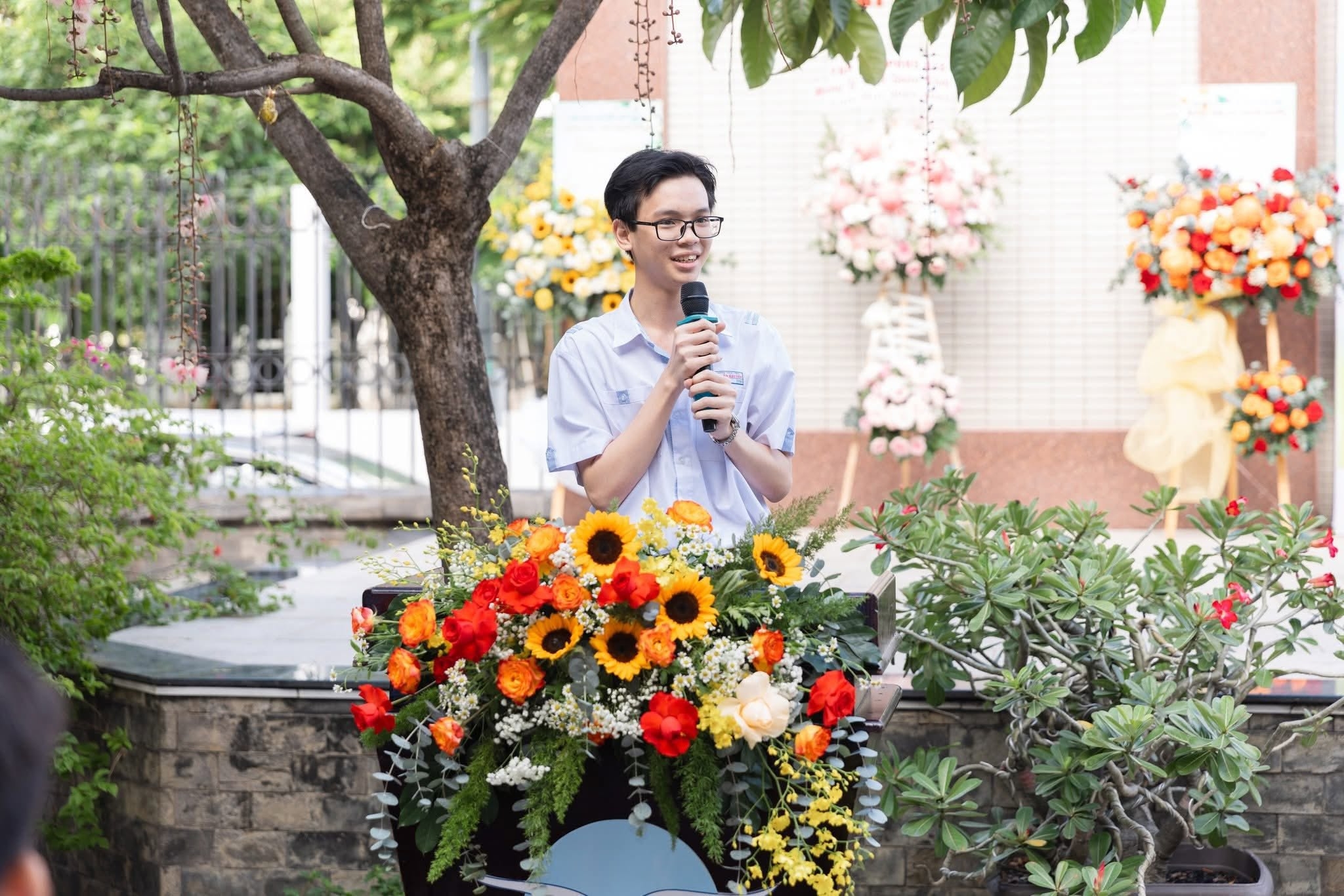 Chân dung thủ khoa khối B00 kỳ thi tốt nghiệp THPT năm 2025 đạt 30 điểm, thành tích học siêu giỏi