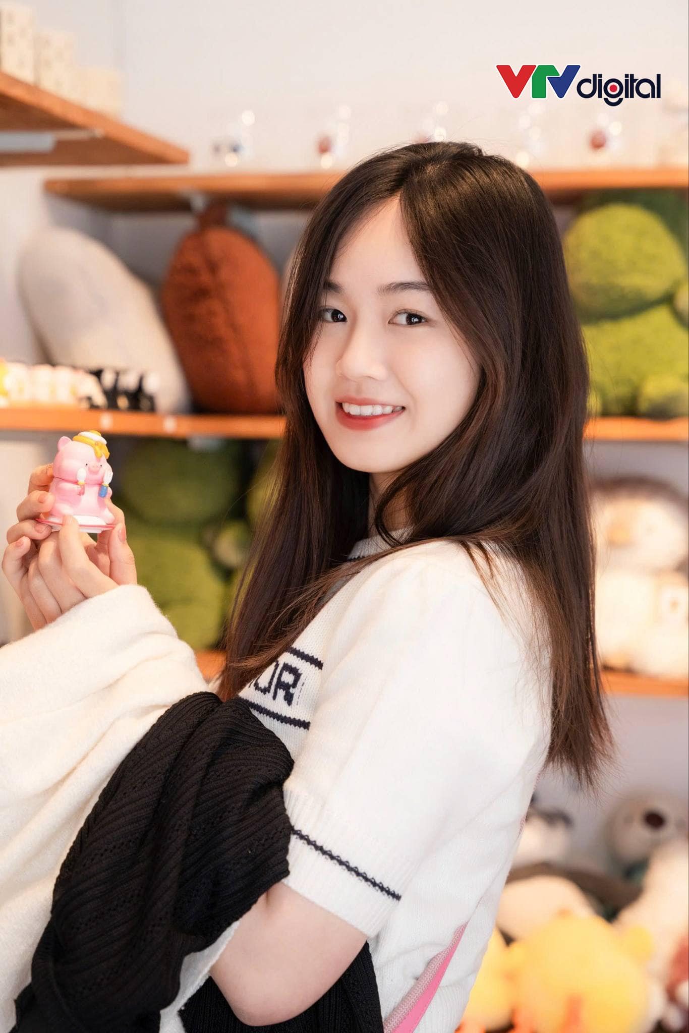 Đã tìm ra danh tính thủ khoa khối A00 gây bão khắp MXH, xinh chả kém hot girl còn học siêu giỏi