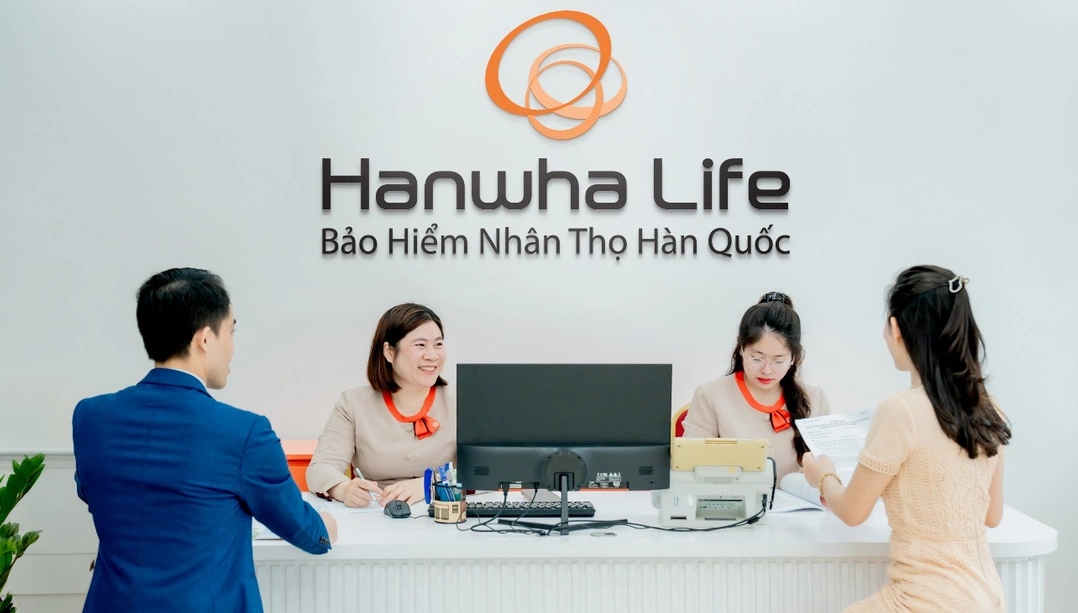 Sau cam kết xử lý tích cực của Hanwha Life Việt Nam, khách hàng bị chậm chi trả quyền lợi vẫn là người phải chủ động