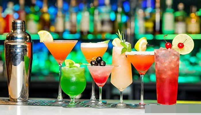 Bác sĩ cảnh báo 5 loại đồ uống quen thuộc là thủ phạm gây tắc nghẽn mạch máu, đột quỵ bất ngờ