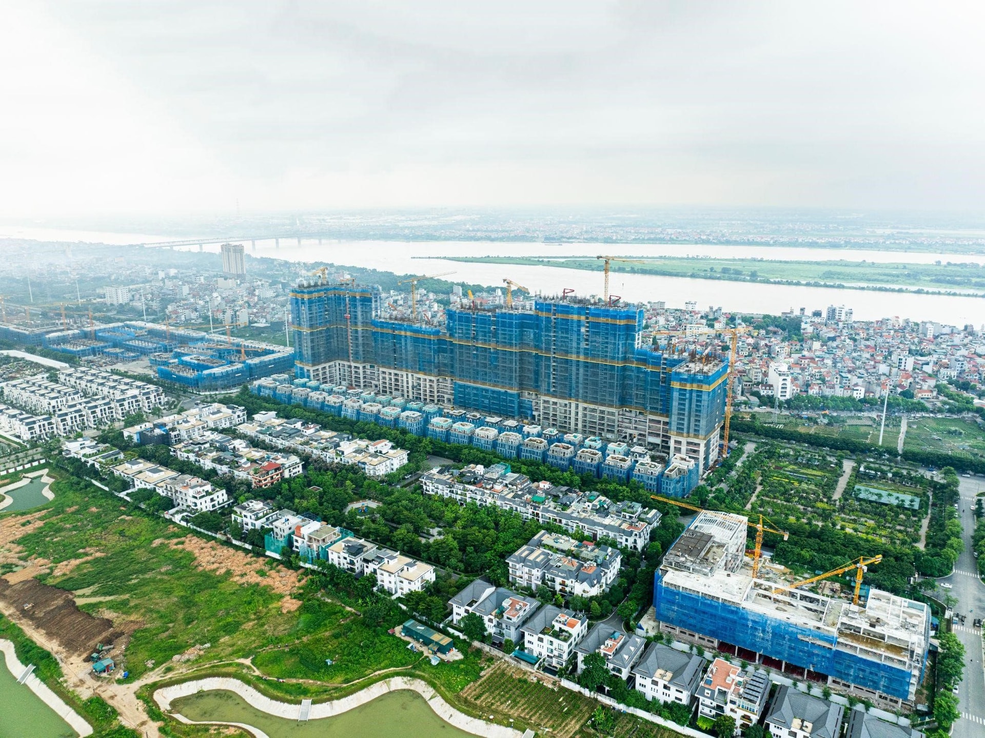 Chung cư Tây Hồ Tây lập đỉnh giá mới