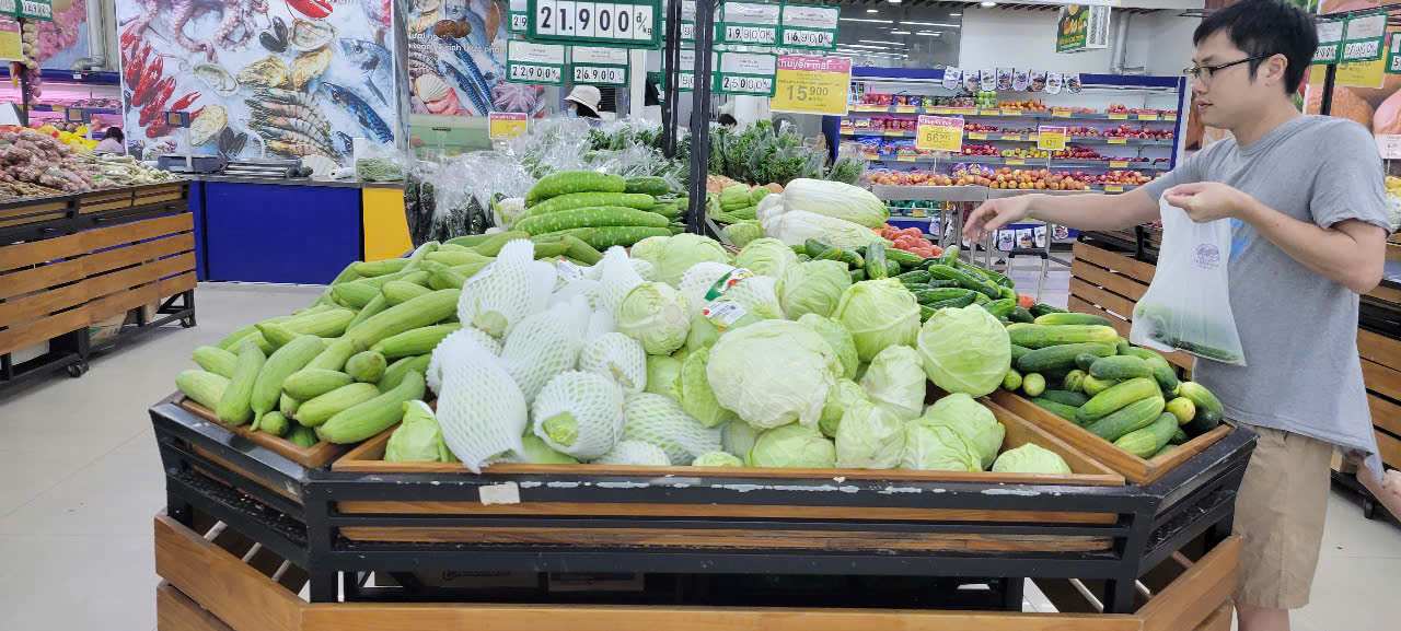 Đảm bảo nguồn hàng ổn định và hỗ trợ cộng đồng an toàn vượt bão tại hệ thống Co.opmart