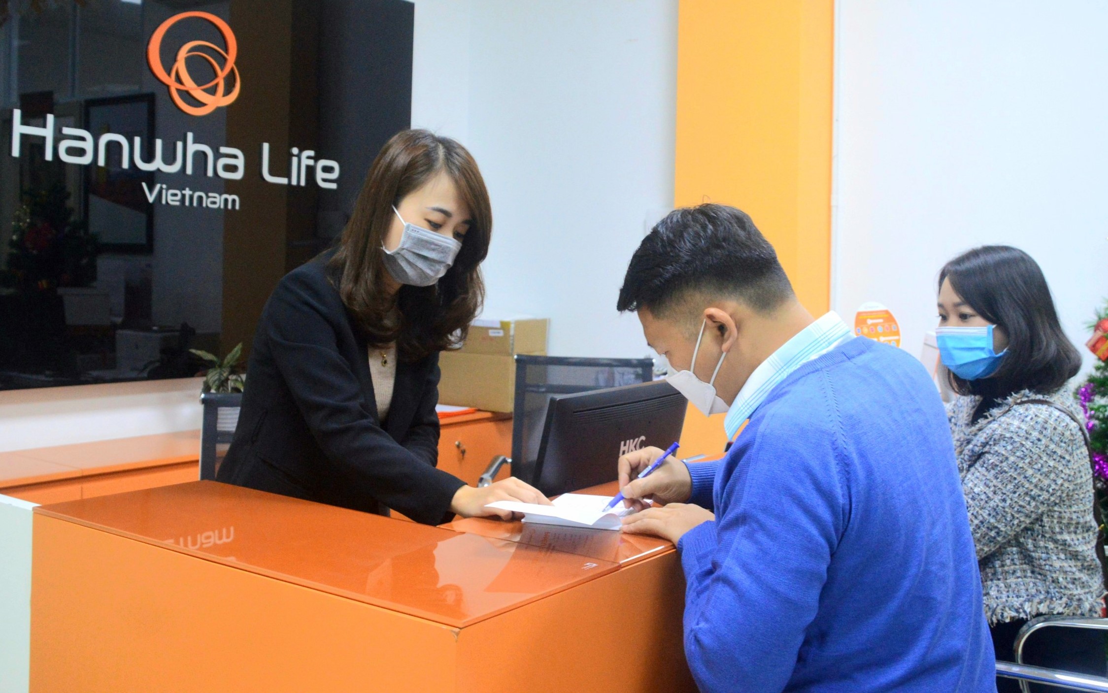 Sau phản ánh của Thương Trường, Hanwha Life Việt Nam đã hứa chi trả quyền lợi cho khách hàng được xác định tổn thương cơ thể 81%