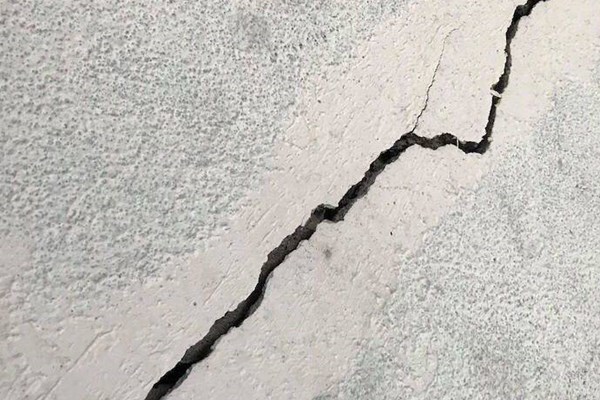 TPHCM Chung cư Lapen Center xuất hiện vết nứt lớn, yêu cầu kiểm tra khẩn cấp