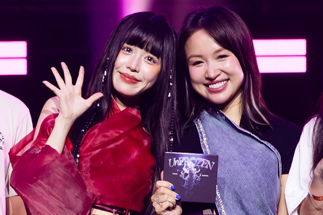 Han Sara bán đấu giá album có nụ hôn đặc biệt, ủng hộ người dân chịu ảnh hưởng bão Wipha