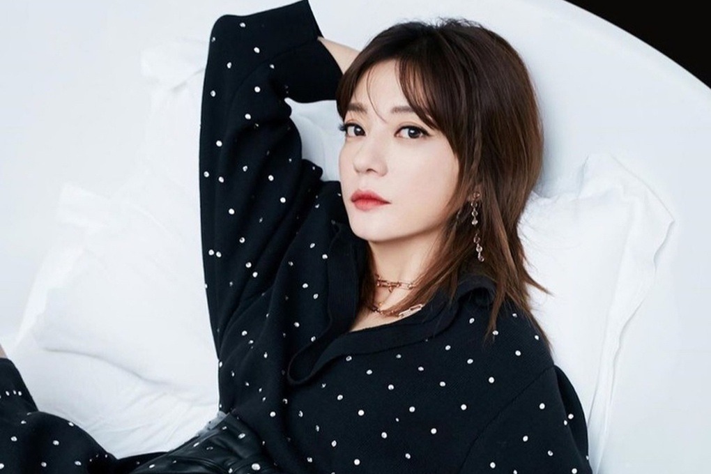 Triệu Vy rơi vào đường cùng, tiêu tán sạch tài sản nghìn tỷ