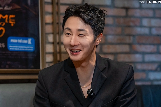 Jung Il Woo sửa lời thoại trong cảnh tỏ tình với diễn viên Việt