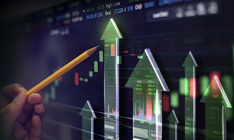 VN-Index bứt phá, nhà đầu tư nên chú ý những cổ phiếu nào trong tháng 8