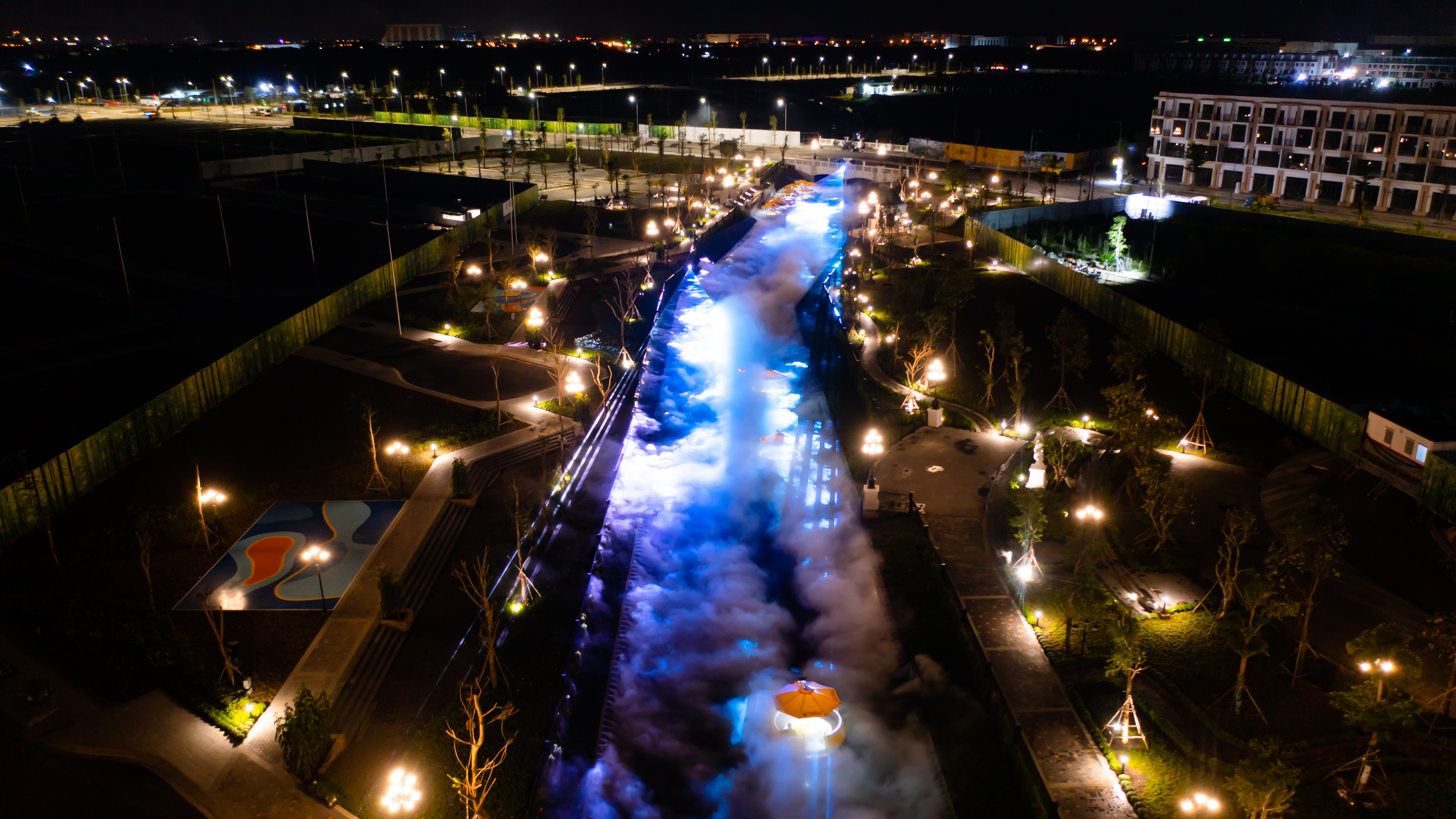 Vẻ đẹp siêu thực trên Dòng sông Ánh sáng TT City Millennia