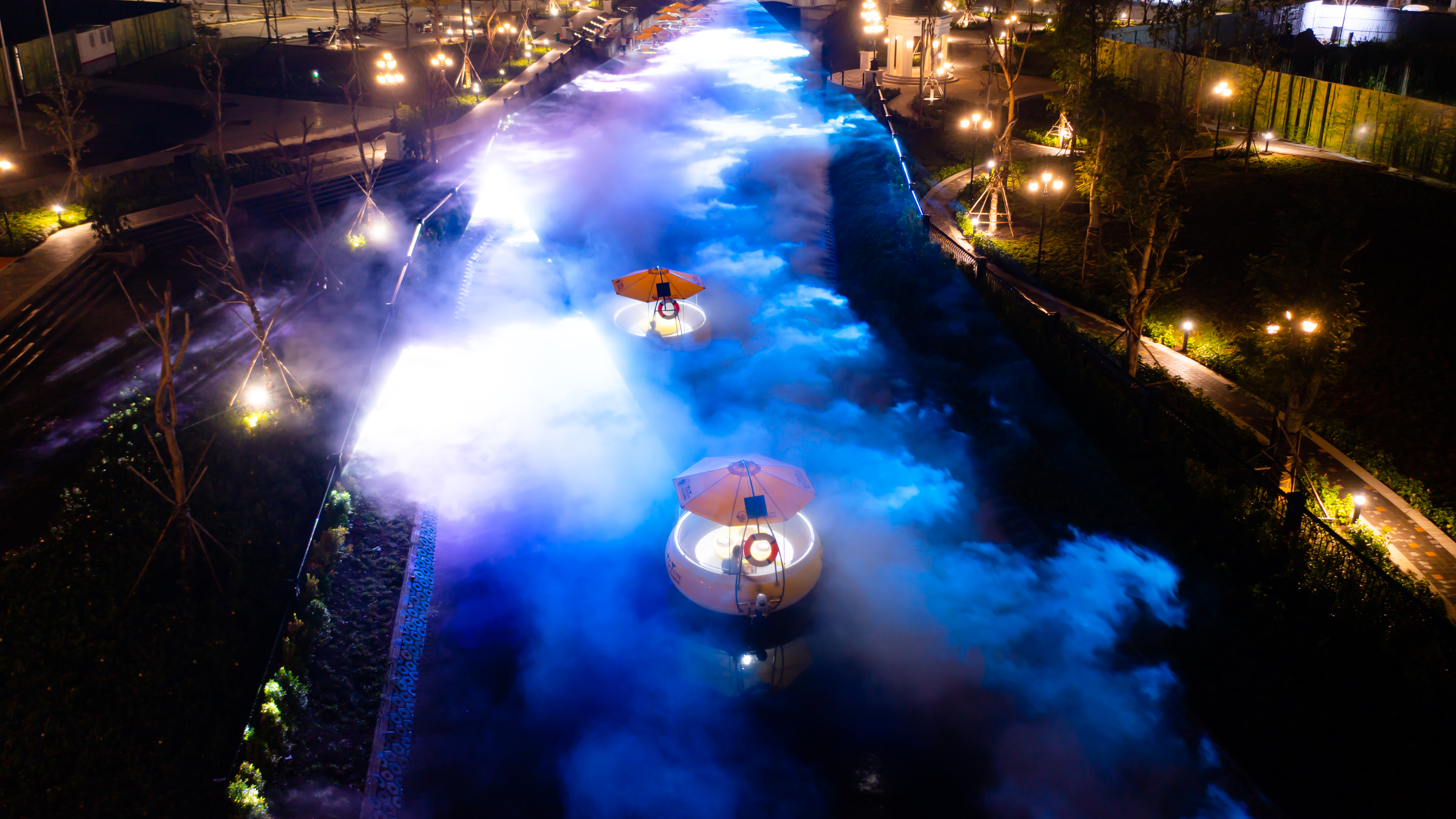 Vẻ đẹp siêu thực trên Dòng sông Ánh sáng TT City Millennia