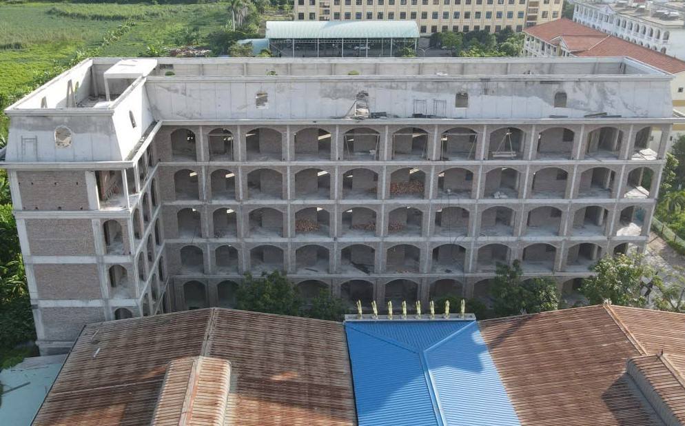 Xây phòng học không phép, Trường Cao đẳng Bách nghệ Hải Phòng bị xử phạt 150 triệu đồng