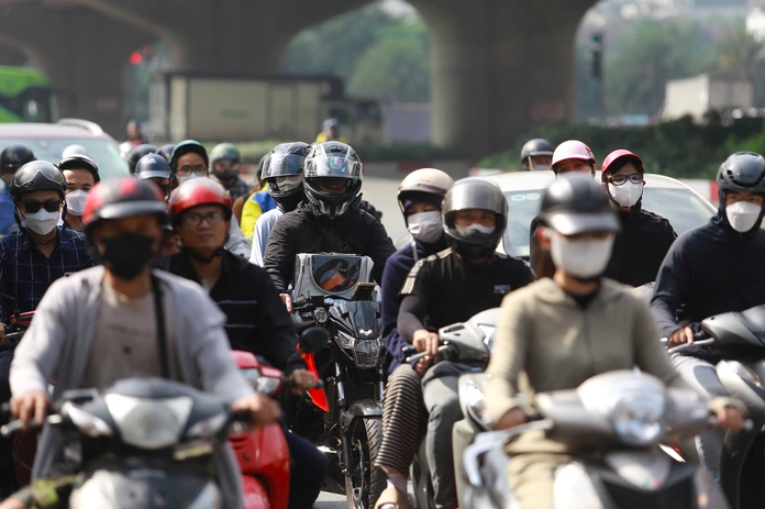 Hà Nội tổng rà soát phương tiện và quỹ đất phục vụ chuyển đổi sang xe xanh