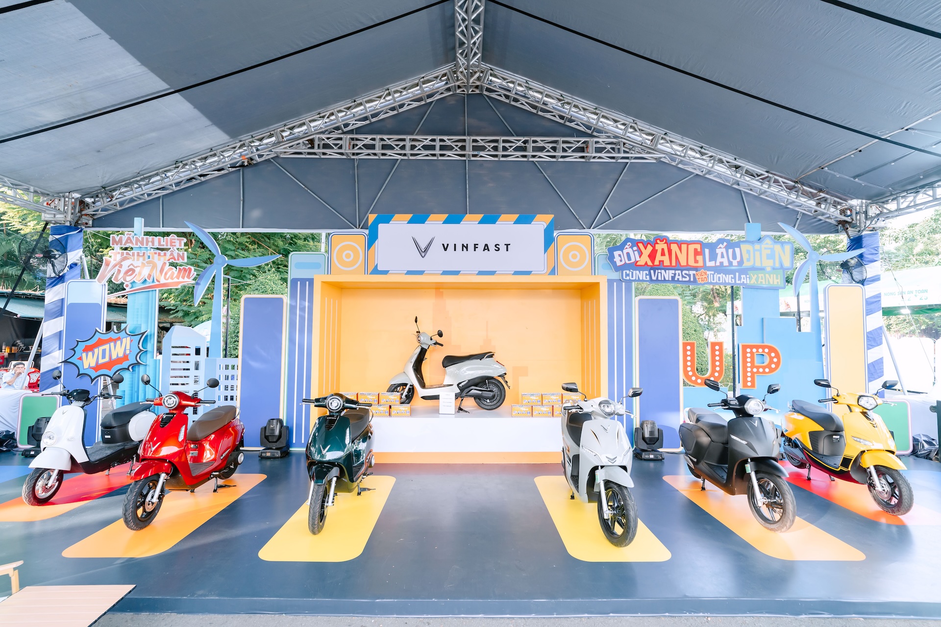 VinFast triển khai toàn quốc chính sách ưu đãi chuyển đổi xanh và mô hình đổi pin xe máy điện