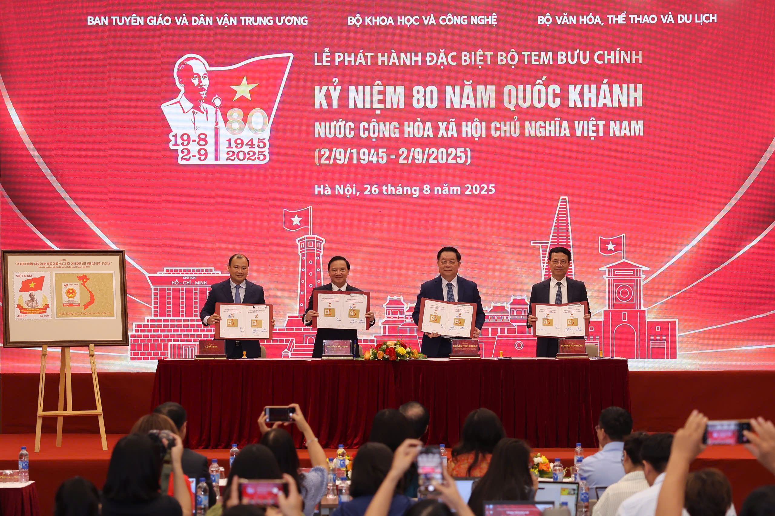 Ra mắt Trung tâm Báo chí phục vụ lễ kỷ niệm 80 năm Quốc khánh 29