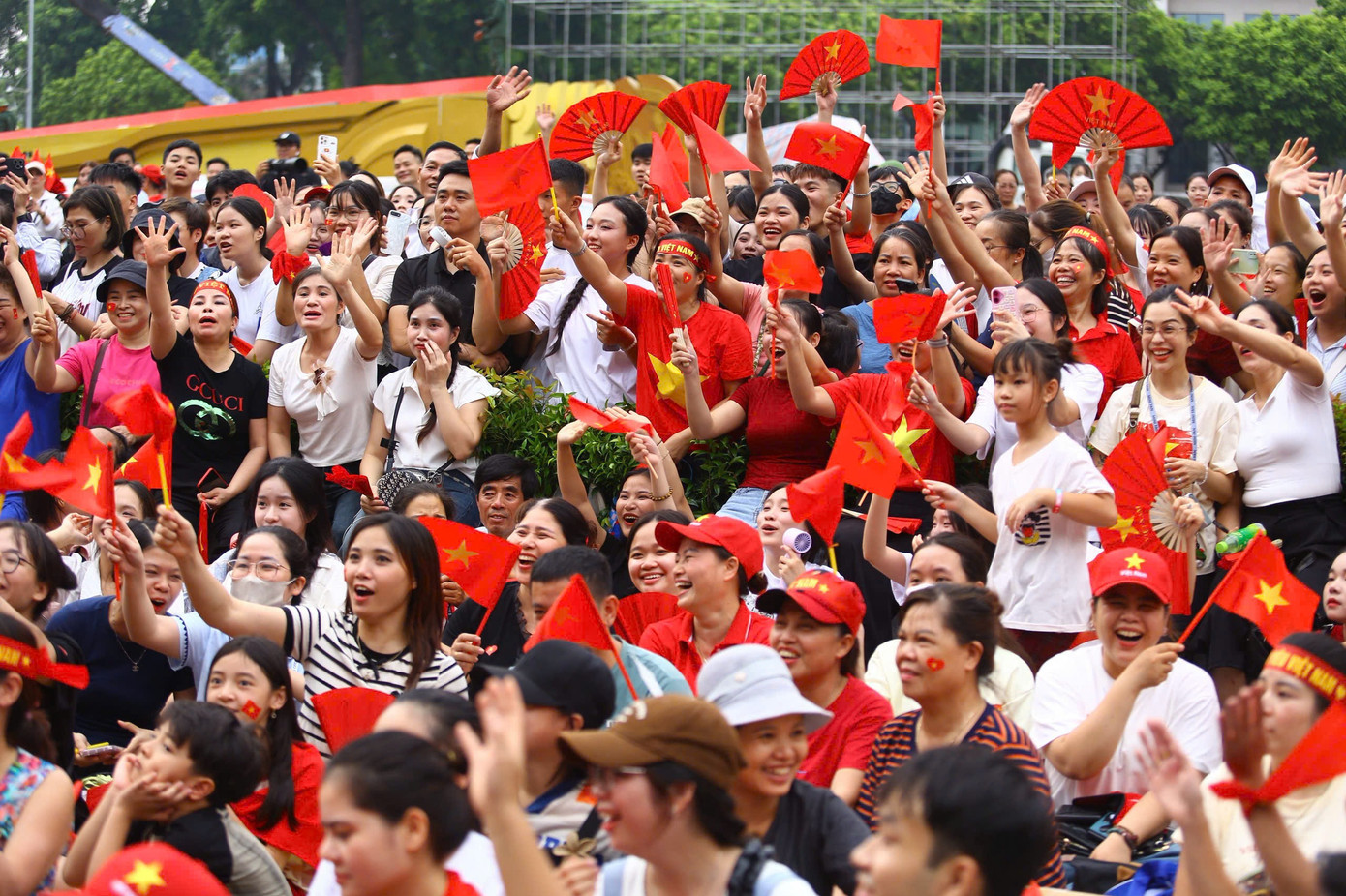 Hà Nội yêu cầu trông giữ xe miễn phí cho nhân dân xem lễ diễu binh, diễu hành