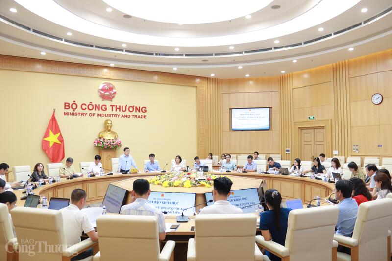 Hoàn thiện quy chuẩn sữa dạng lỏng Bảo vệ người tiêu dùng, nâng tầm thương hiệu Việt