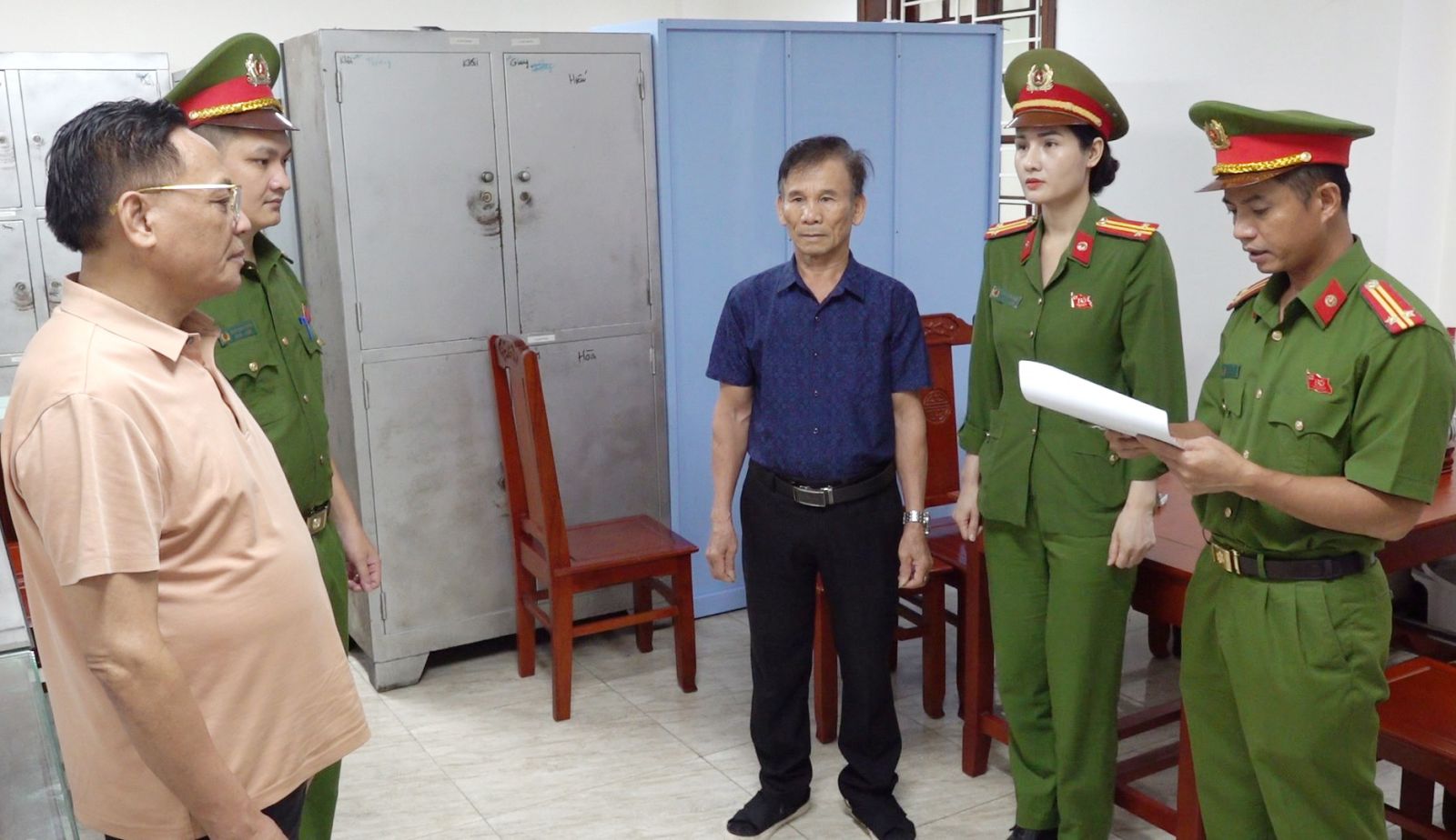 Bắt khẩn cấp ông Cao Tiến Đoan, Chủ tịch HĐQT Tập đoàn Đông Á