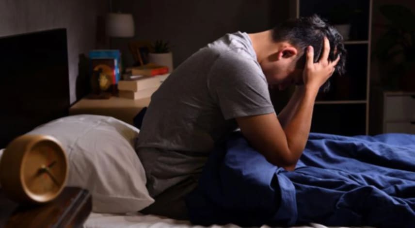 Mất ngủ vì hồi hộp, bồn chồn – Dấu hiệu suy nhược thần kinh tuổi 40+