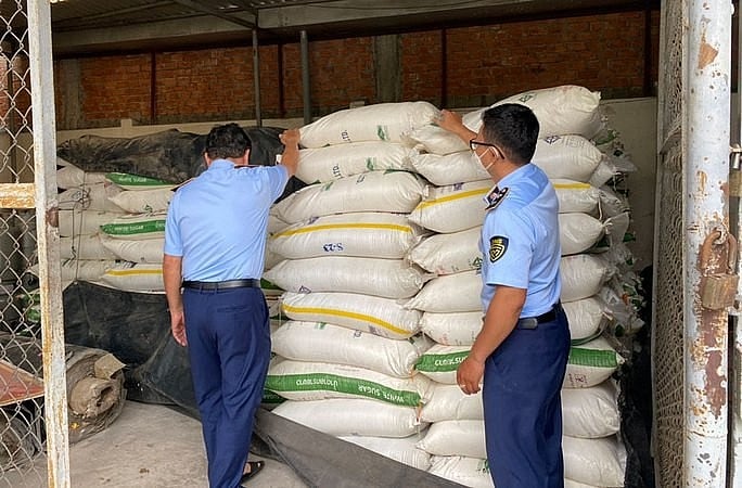 Đường nhập lậu gia tăng, các tỉnh biên giới được lệnh kiểm soát gắt gao