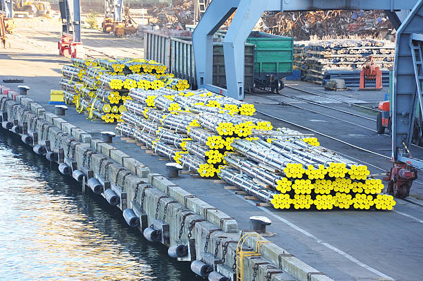 PMI tháng 82025 Sản lượng tăng bốn tháng liên tiếp nhưng đơn hàng và việc làm tiếp tục giảm