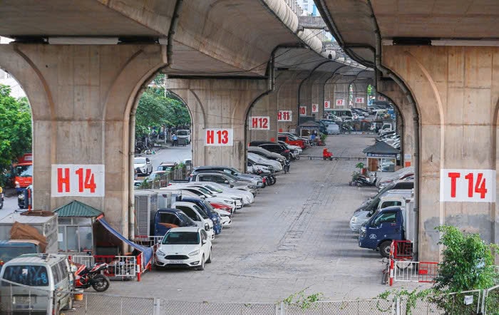 Bộ Xây dựng yêu cầu di dời bãi xe dưới gầm cầu, siết quản lý an toàn đường bộ sau vụ cháy dưới gầm cầu Vĩnh Tuy