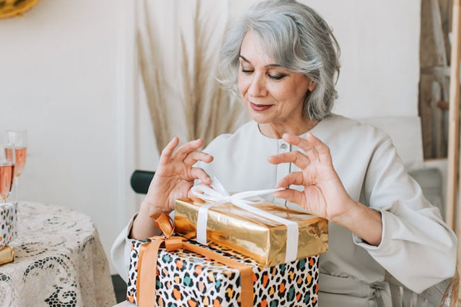 Tuổi xế chiều, tôi nhận ra tránh chi tiền vào 5 điều này để cuộc sống an nhàn