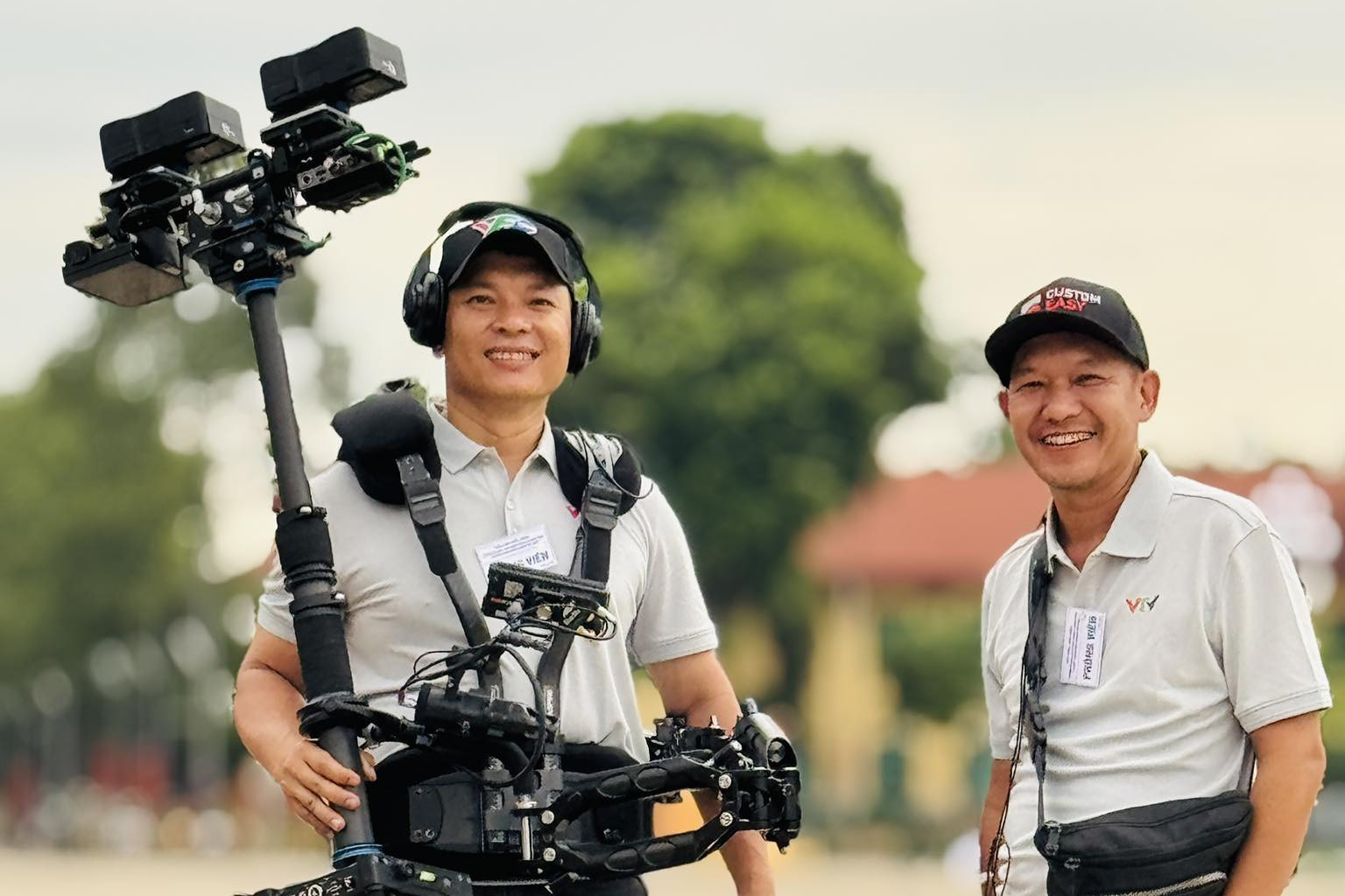 Quay phim Lê Bảo Hân nổi đình đám sau lễ diễu binh kể cát xê nhà đài trả khi tác nghiệp sự kiện A80