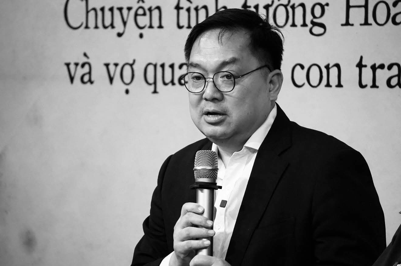 Vừa mở lại Facebook, con trai ông Hoàng Nam Tiến chia sẻ xúc động sau hơn 1 tháng bố qua đời