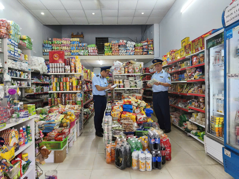 Lạng Sơn tăng cường kiểm tra an toàn thực phẩm dịp Tết Trung thu 2025