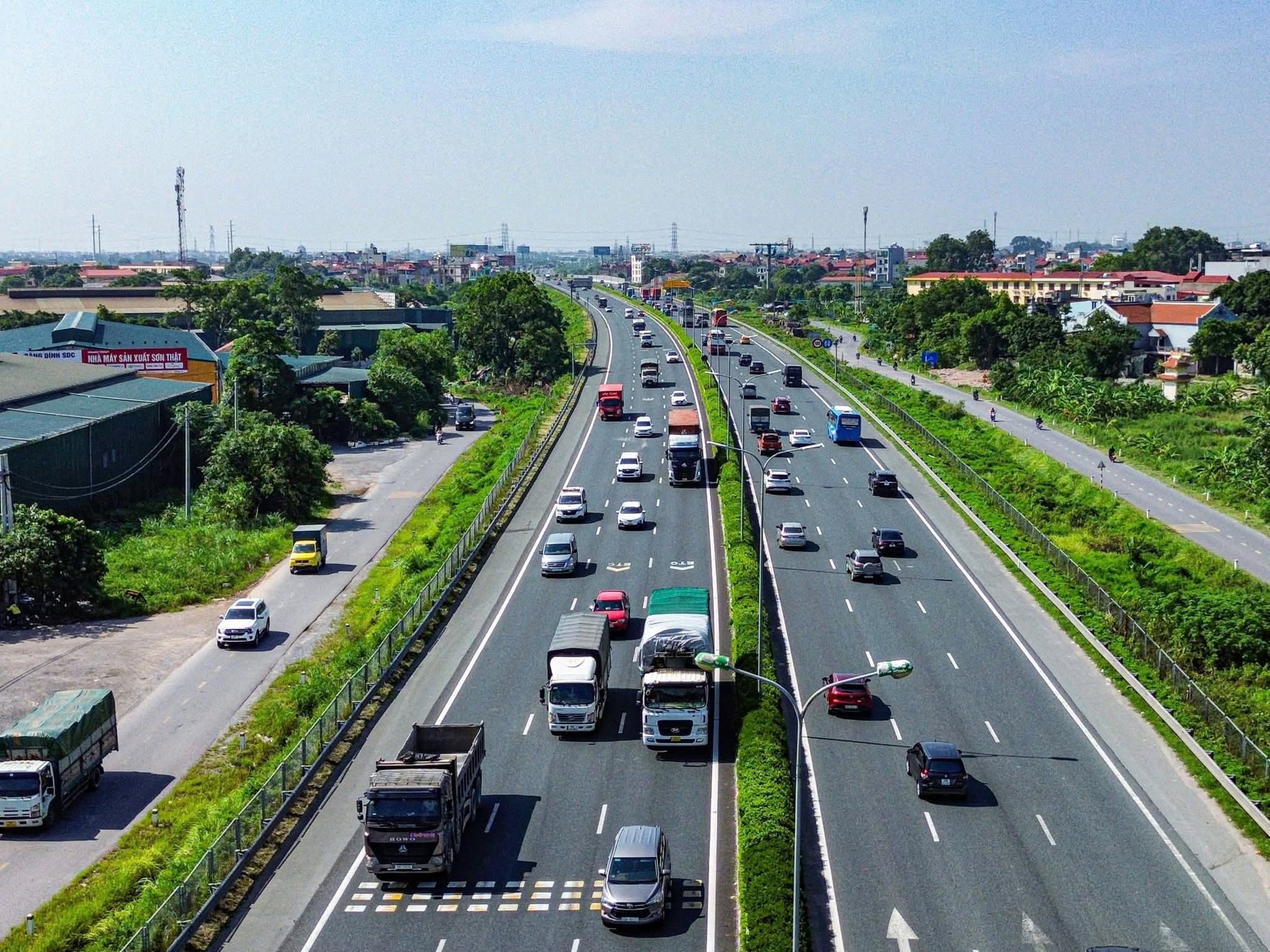 Chính thức xử lý xe tải đi sai làn trên cao tốc Hà Nội  Hải Phòng và Pháp Vân  Cầu Giẽ từ ngày 99