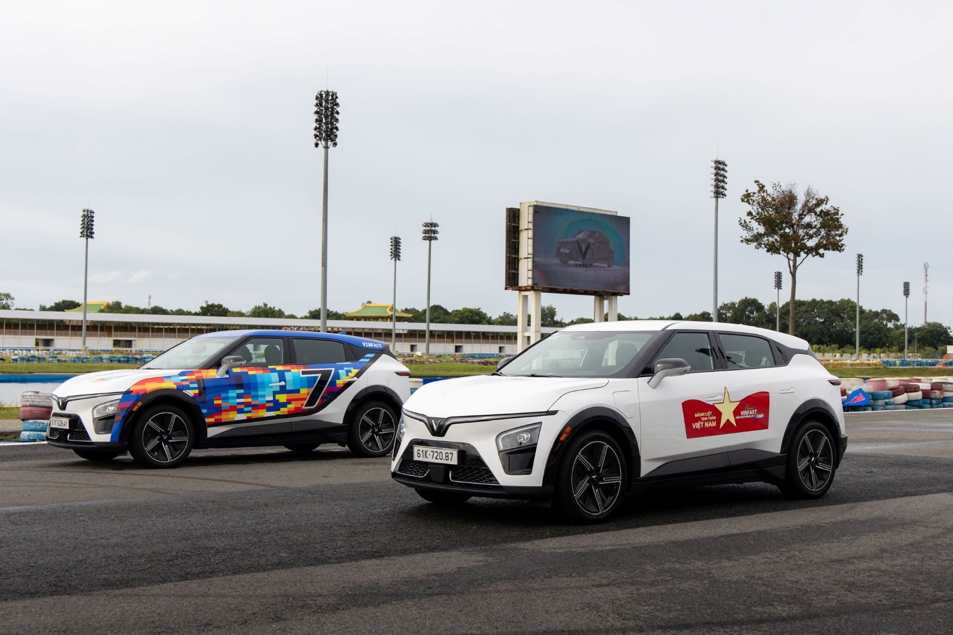 VinFast VF 7 – SUV điện hiệu năng cao, giá phổ thông, trải nghiệm “ăn đứt” xe xăng