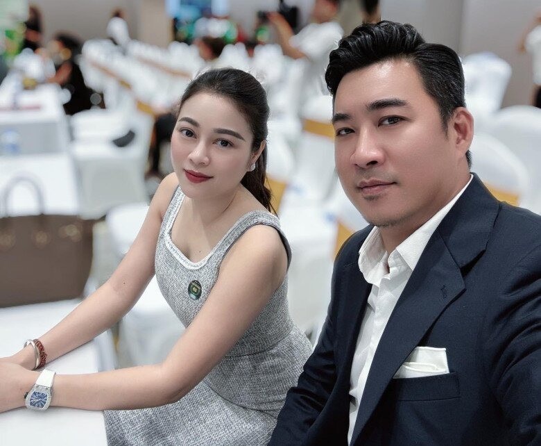 Hằng Túi khiến hội chị em gato khi được chồng đại gia cho tiền khủng để mua iPhone 17